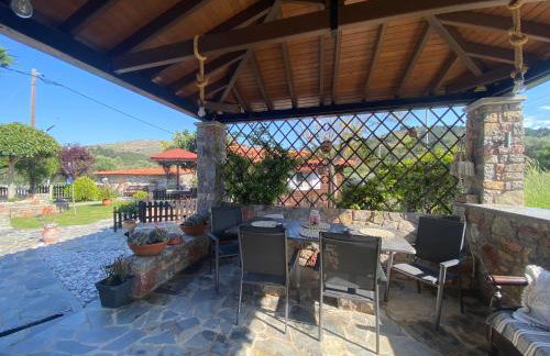 A wooden house in Kardamyla - Foto 31