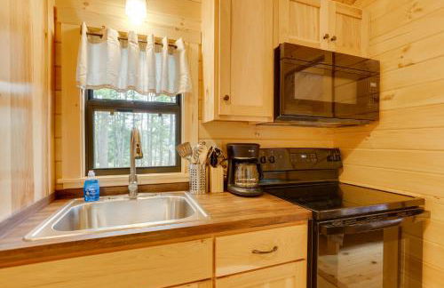 Mtn-View Middlebury Center Cabin Deck and Grill! - Foto 7