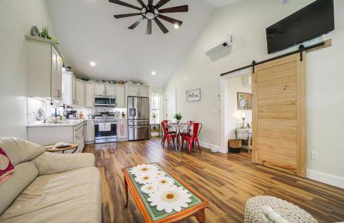 Serene Canton Vacation Rental with Mountain Views - Foto 3