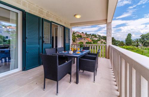 Villa Janie with a pool for up to 16 people - Photo 59