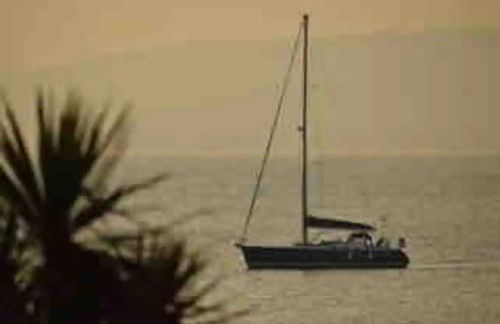 Contemporary Seaside Apartment - Foto 12