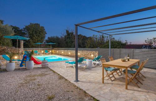 Apartments Villa Padrone with pool - perfect for families! - Photo 58