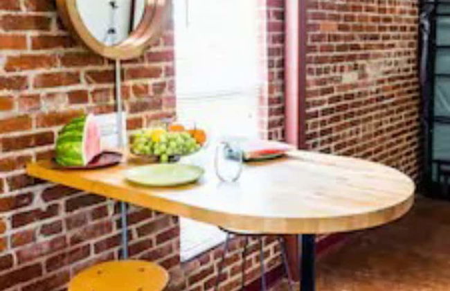 Evie's apartment - Photo 20