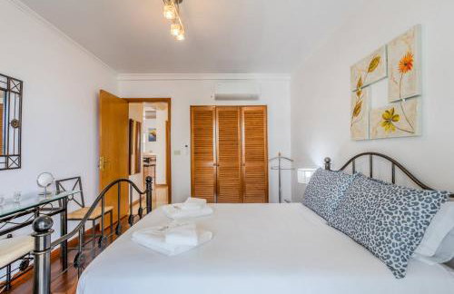 GuestReady - Azorean retreat with Marina view - Foto 48