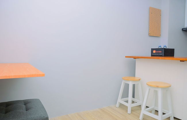 Comfort 1BR with Minimalist Design at Podomoro Golf View Apartment - Foto 6