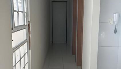 Próx. ao shopping, para 10 pessoas, ar condicionado e garagem APT B - Foto 2