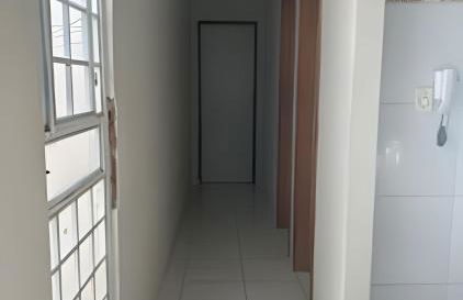 Próx. ao shopping, para 10 pessoas, ar condicionado e garagem APT B - Foto 2