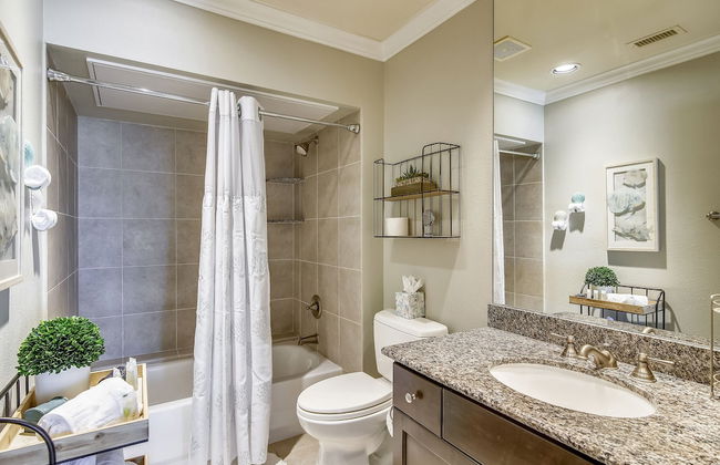 Dawn 834 - Desi's at the Dawn - Foto 14