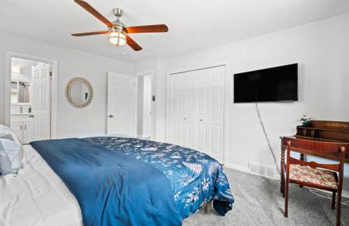 Spacious and Luxury Designed Ranch with Game Room - Foto 23