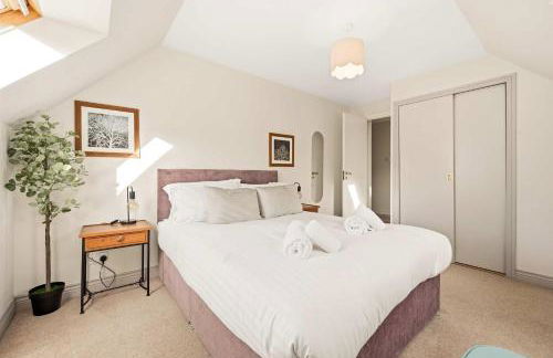 Stunning Sea Views - 3BD & Free Parking - Foto 7