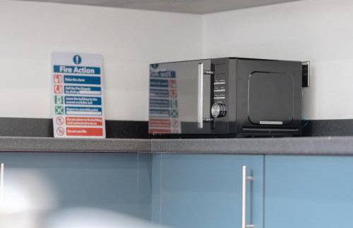 4-Bedroom Coastal Getaway in Pembroke Dock - Foto 20