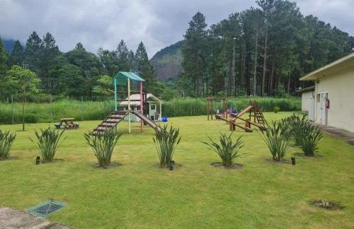 Apto 2 ambientes 1 quarto e a sala Cond Reserva do Sahy - Foto 15