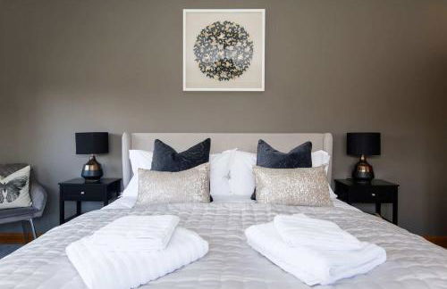 Serene Riverside: 6BR Luxury Retreat in Curdridge - Photo 48