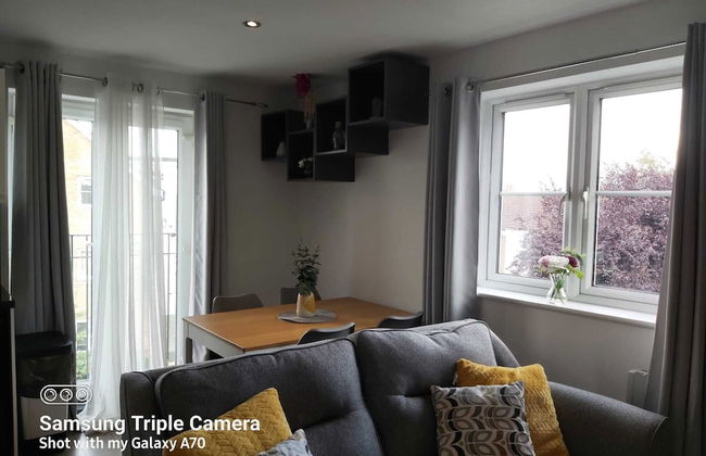 Rugby - Apartment - Sleeps 4 - Parking - Foto 15