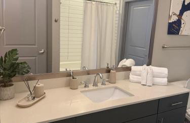 Large Buckhead modern suite - Foto 3