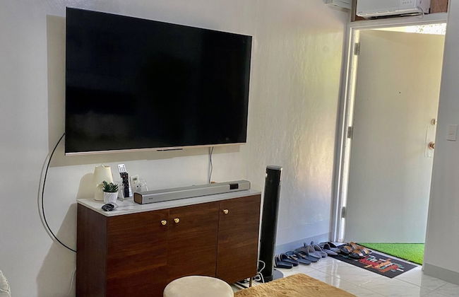 1 Bedroom With Free Parking - Foto 4