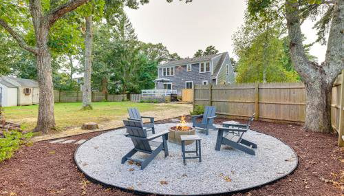 1 Mi to Sand! Mid-Cape Chatham with Furnished Deck - Foto 2