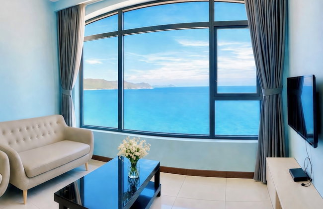 HQH Sea View Apartment - Photo 16