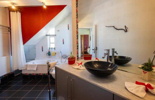 Virginia's Art House - Foto 16