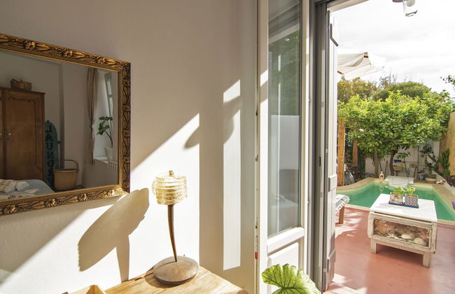 Quartano Paros Residence - Photo 11