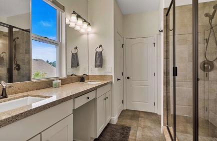 Poolside Tampa Stay- Game Room & Glam Room- Pool- Darts- Pool Table- Next to MacDill AFB - Foto 51