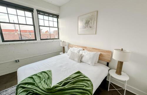 Sleepover Charming 1BD 1BA Wichita Lofts - Foto 28