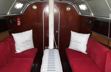 AMAZING FLAT IN CLASSIC SAILING BOAT in BARCELONA - Photo 4