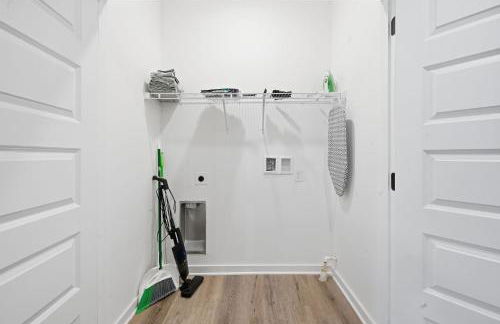 Modern 2BR2BA Retreat Bright & Airy - Foto 4