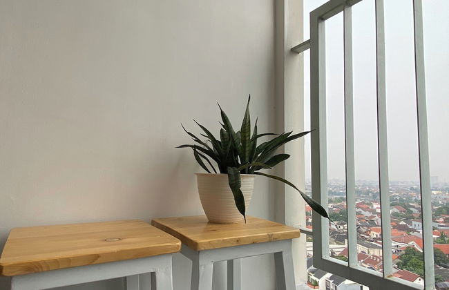 Modern Look Studio at LRT City Jatibening Apartment - Photo 13