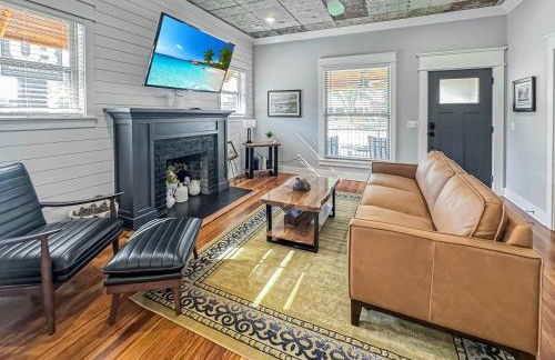 The Price House - Photo 8