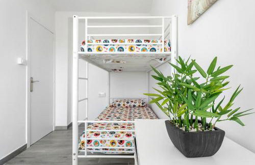 Apartamento moderno con buenas vistas - WIFI & AC - Foto 13