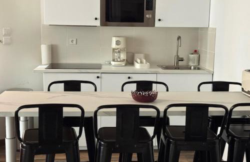 Paris Eiffel Tower et Disney apartments, parkings gratuits et sécurisés, 10 minutes métro to Paris - Foto 22