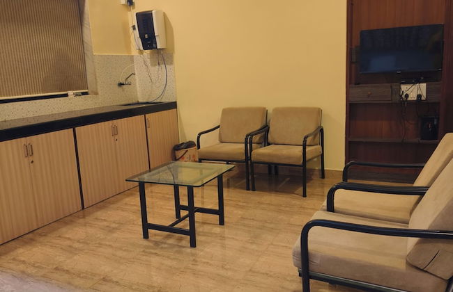 shradha luxury room - Photo 25