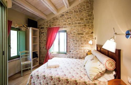 Villa w/ Wine Tours Near Beach - Photo 40