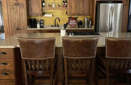 The Retreat by On Cue Properties - Foto 18