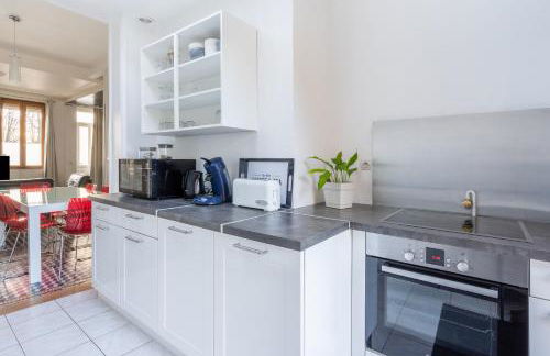 Maison Famille-Confort-Terrasse Jardin-Vue Cathédrale - Foto 13