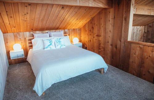 Insane views, hot tub, wood stove, close to town! - Foto 10