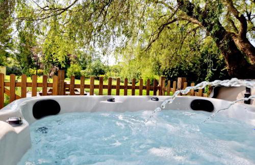 The Hamilton luxury holiday let's- The Coach House with hot tub - Foto 65