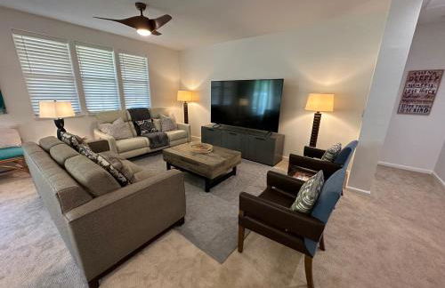 New Tropical Island Ohana near Beach with community Pool Spa Gym PingPong and more - Foto 8