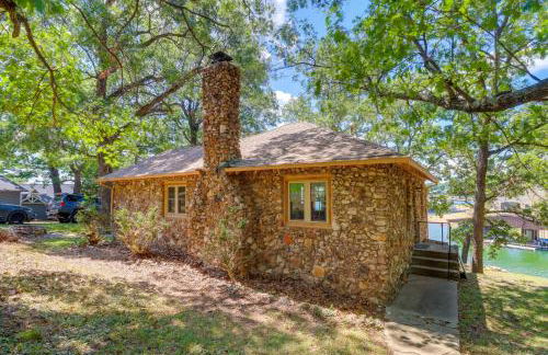 Swim Dock and Views Lakefront Afton Vacation Rental - Foto 24