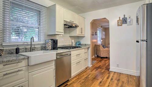 Walk to Dtwn Littleton Updated Pet-Friendly Home - Foto 5