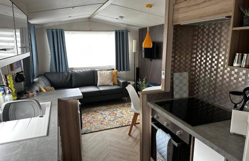 Tranquil Caravan Retreat by the Seaside PortSeton - Foto 19