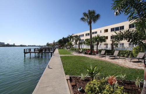 Westwinds Waterfront Resort - Foto 28