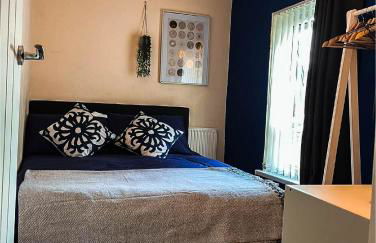 Perfect Booking 3 Bed Home in Abertillery - Foto 5