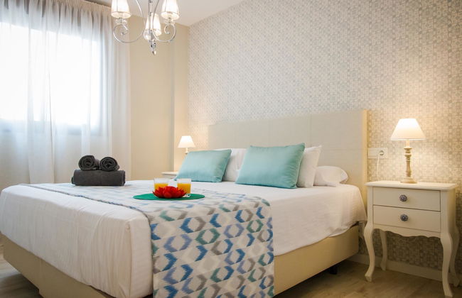 1 bed Superior Holidays2Malaga - Photo 11