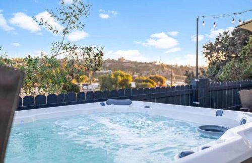 Dog-Friendly House with Hot Tub, AC, Game Room - Photo 50