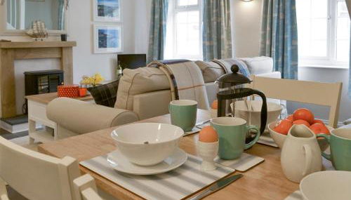 Teal Cottage - Photo 5