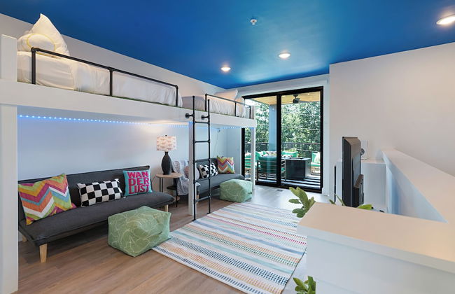 The Grove by AvantStay – Stylish Group Stay with Private Bathrooms - Foto 58