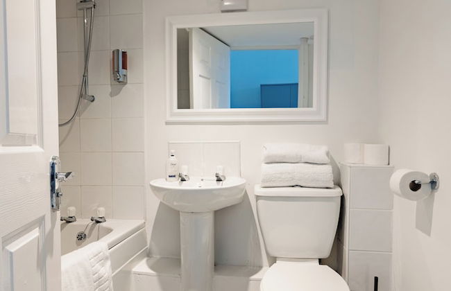 Platform City Studio Apartment - Foto 9