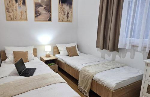 Pod kamieniem - Foto 2